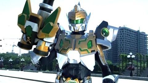 金刚铠甲吃瓜,吃瓜群众眼中的英雄传奇